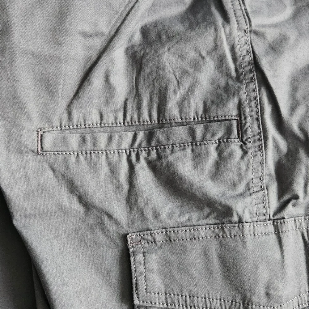 🩳 George Men’s Gray Cargo Shorts Size 40 – NWT, 14” Inseam, Below Knee - Picture 14 of 16